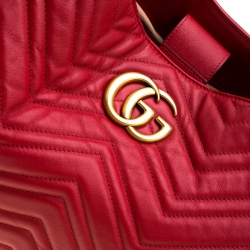 Pre Owned Gucci Red Matelassé Leather Medium GG Marmont Tote