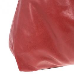 مملوكة مسبقًا Gucci Red Leather Sabrina Large Hobo Bag