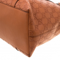 مملوكة مسبقًا Gucci Brown Guccissima Leather GG Charm Dome Satchel