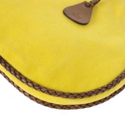 مملوكة مسبقًا Gucci Yellow Bamboo and Woven Trim Hobo
