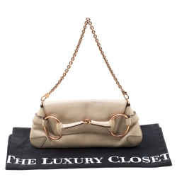 Pre Owned Gucci Cream Textured Leather Horsebit Chain Clutch