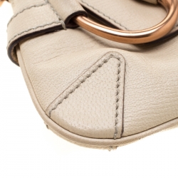 Pre Owned Gucci Cream Textured Leather Horsebit Chain Clutch