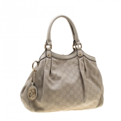 مملوكة مسبقًا حقيبة يد غوتشي سوكي متوسطة جلد غوتشيسيما بيج