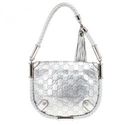 مملوكة مسبقًا Gucci Metallic Silver Guccissima Leather Small Britt Shoulder Bag