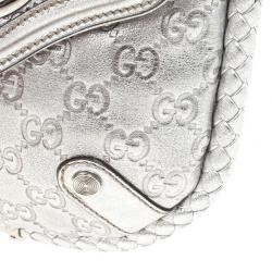 مملوكة مسبقًا Gucci Metallic Silver Guccissima Leather Small Britt Shoulder Bag
