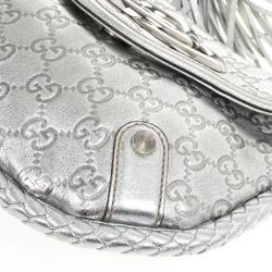مملوكة مسبقًا Gucci Metallic Silver Guccissima Leather Small Britt Shoulder Bag