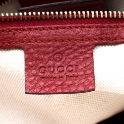 مملوكة مسبقًا حقيبة شوبر غوتشي جلد أحمر كبيرة بيد بامبو