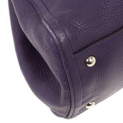 مملوكة مسبقًا Gucci Leather Large Soho Shoulder Bag