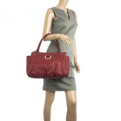 مملوكة مسبقًا Gucci Guccissima GG Cherry leather Gold D Ring Tote