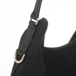 مملوكة مسبقًا Gucci Black GG "New Britt" Flat Hobo Canvas Bag