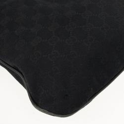 مملوكة مسبقًا Gucci Black GG "New Britt" Flat Hobo Canvas Bag