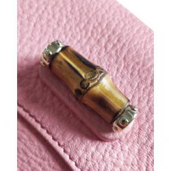 مملوكة مسبقًا Gucci Pink Leather Bamboo Wallet