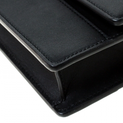 مملوكة مسبقًا Gucci Black Leather Bee Embellished Crossbody Bag