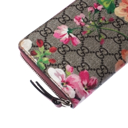 مملوكة مسبقًا محفظة غوتشي سحاب ملتف بلومز كانفاس سوبريم GG بيج