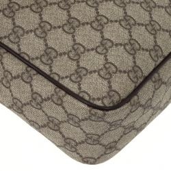 مملوكة مسبقًا Gucci Supreme Canvas Shoulder Bag