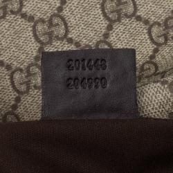 مملوكة مسبقًا Gucci Supreme Canvas Shoulder Bag