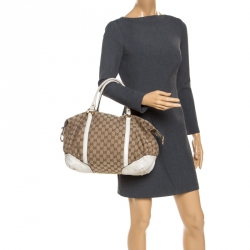 Pre Owned حقيبة غوتشي Nail Boston هورسبيت متوسطة جلد وكانفاس GG كريمية/ بيج