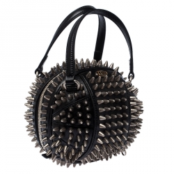 Pre Owned Gucci Black Leather Mini Spike Tifosa Bag