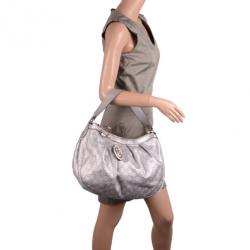 مملوكة مسبقًا Gucci Silver Guccussima Leather Sukey Medium Hobo
