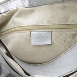 مملوكة مسبقًا Gucci Silver Guccussima Leather Sukey Medium Hobo