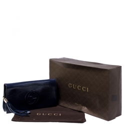 مملوكة مسبقًا Gucci Navy Blue Patent Leather Soho Clutch