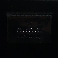 مملوكة مسبقًا Gucci Black Patent Leather Buckle Clutch