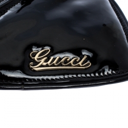 Gucci Black Patent Leather Heart Shaped Wristlet Pouch