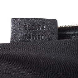 مملوكة مسبقًا حقيبة غوتشي Sukey Boston متوسطة جلد وكانفاس GG سوداء