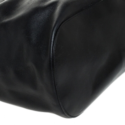 Pre Owned Gucci Black Leather Hoop Handle Bucket Bag