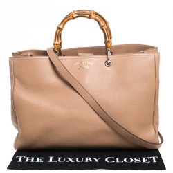 مملوكة مسبقًا حقيبة يد غوتشي شوبر بيد علوية بامبو جلد بيج داكنة كبيرة