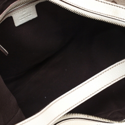 مملوكة مسبقًا Gucci Beige/White GG Canvas and Leather Charmy Hobo