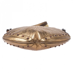 مملوكة مسبقًا Gucci Gold Embossed Leather Small Studded Pelham Hobo