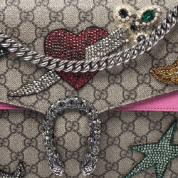 Pre Owned حقيبة كتف غوتشي Dionysus  مزخرفة كريستال سويدي وكانفاس سوبريم GG بيج/ وردية