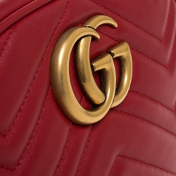 Pre Owned Gucci Red Matelassé Leather GG Marmont Belt Bag