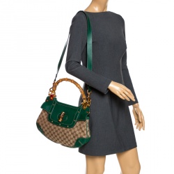 Pre Owned Gucci Beige/Green Canvas and Leather Peggy Bamboo Top Handle Bag