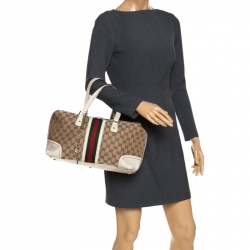 مملوكة مسبقًا حقيبة غوتشي Treasure Boston ويب كبيرة جلد وكانفاس GG بيضاء