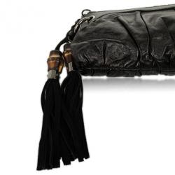 مملوكة مسبقًا Gucci Black Bamboo Tassels Clutch