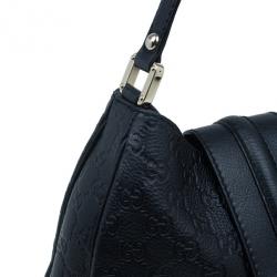 Pre Owned Gucci Black Guccissima Leather Medium Web Hobo