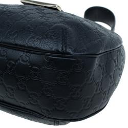 Pre Owned Gucci Black Guccissima Leather Medium Web Hobo