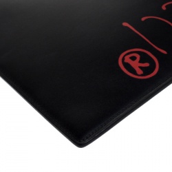 مملوكة مسبقًا Gucci Black Leather Guccighost Life is Gucci Clutch