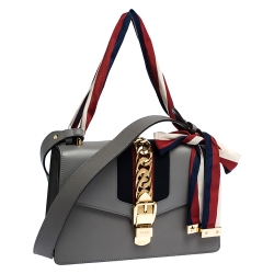 Pre Owned حقيبة كتف غوتشي سيلفي سلسلة متشابكة صغيرة جلد أسود