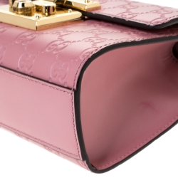مملوكة مسبقًا Gucci Pink Guccissima Leather Small Padlock Shoulder Bag