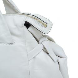 مملوكة مسبقًا حقيبة غوتشي هيستريا جلد أبيض وسط