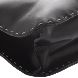 مملوكة مسبقًا Gucci Black Leather Topstitch Hobo