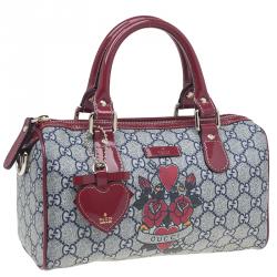 مملوكة مسبقًا حقيبة غوتشي بوسطن كانفاس مقوى GG وجلد أحمر هارت تاتو صغيرة 