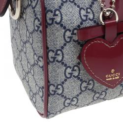 مملوكة مسبقًا حقيبة غوتشي بوسطن كانفاس مقوى GG وجلد أحمر هارت تاتو صغيرة 