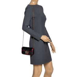 مملوكة مسبقًا Gucci Black Diagonal Quilt Leather Mini GG Marmont Torchon Shoulder Bag