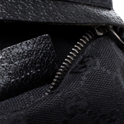 مملوكة مسبقًا Gucci Black GG Canvas and Leather Web Waist Belt Bag