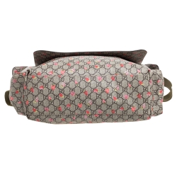 Pre Owned Gucci Beige GG Canvas and Leather Strawberry-Print Diaper Messenger Bag