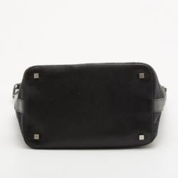 مملوكة مسبقًا Gucci Black Canvas Monogram Hobo 